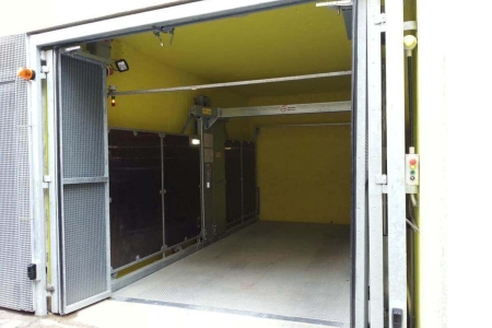 1452680382.4_2.IP1-HMT-V08-(15)-car-lifts.jpg